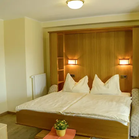 شقة فندقية Seepark Drobollach 4*