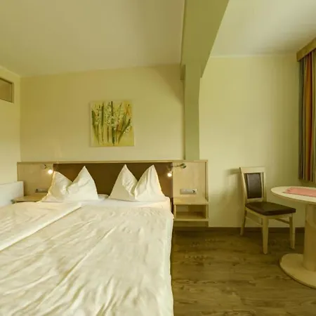 شقة فندقية Seepark Drobollach 4*